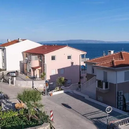 Apartament Brane - 100m From The *