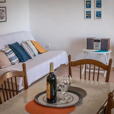 Apartament Brane - 100m From The *