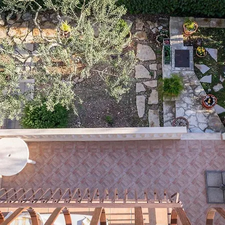 Apartament Brane - 100m From The *